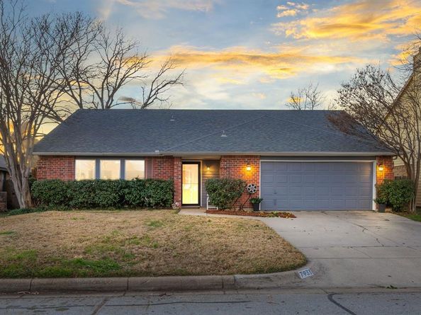 7933  Waterside Trail , Fort Worth Texas 76137