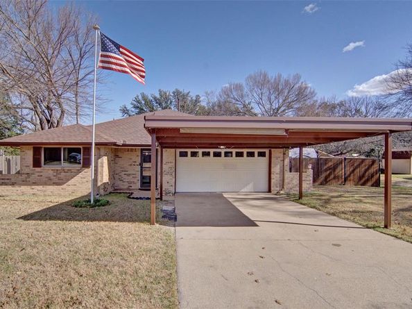 3913  Linklea Drive , Aledo Texas 76008