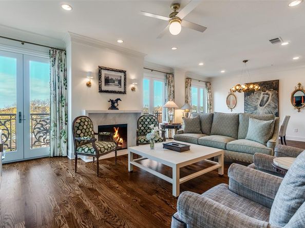 4240  Prescott Avenue  4D, Dallas Texas 75219