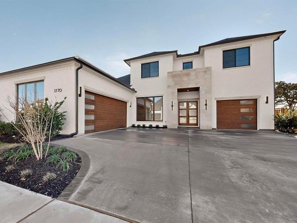 1770  Coopers Hawk Drive , Arlington Texas 76005