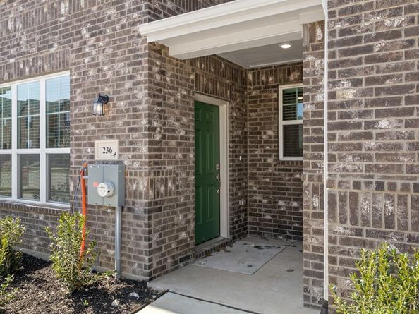 236  Wagon Spoke Way  17, Fort Worth Texas 76120