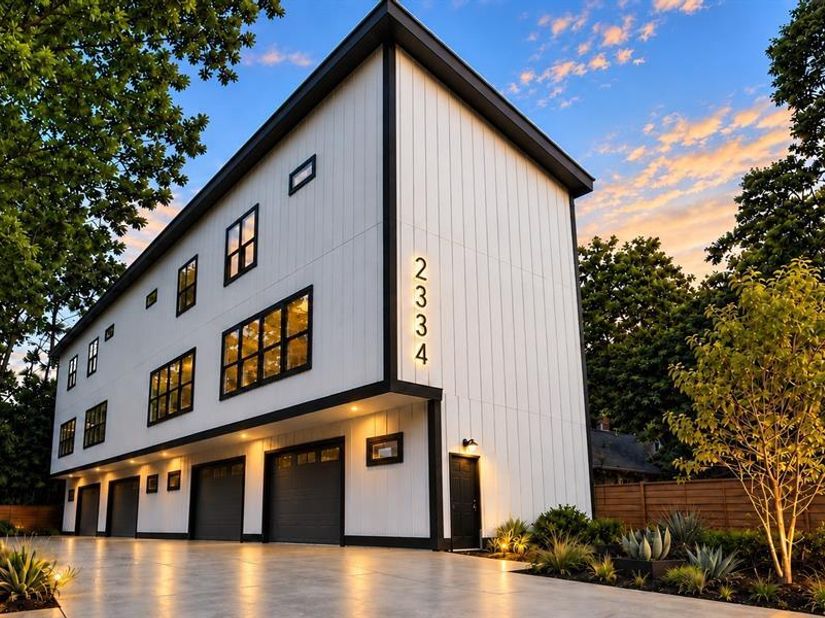 2334  Arroyo Avenue , Dallas Texas 75219