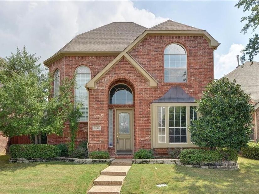 8626  Forest Glen Drive , Irving Texas 75063