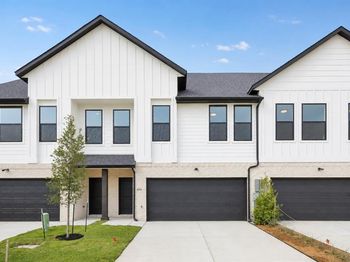4453  Crescent Heights Road 