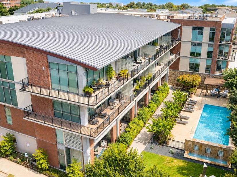3030  Bryan Street  309, Dallas Texas 75204