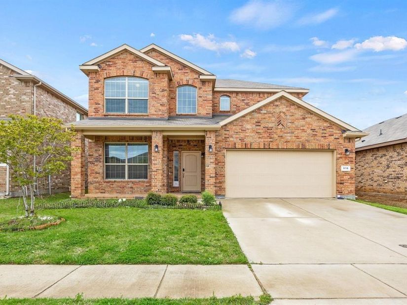 916  Meadow Scape Drive , Fort Worth Texas 76028
