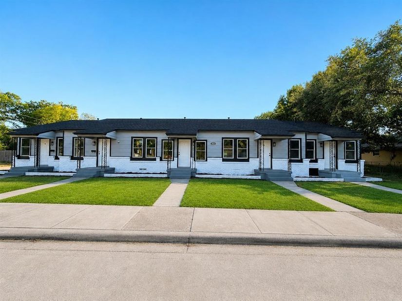 1607  M Avenue , Plano Texas 75074