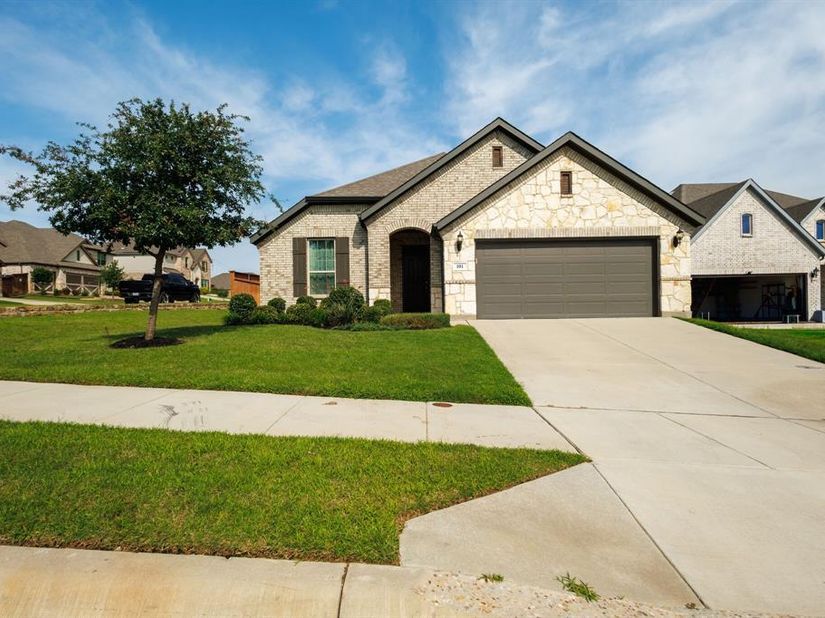 101  St Meena Court , Fort Worth Texas 76120