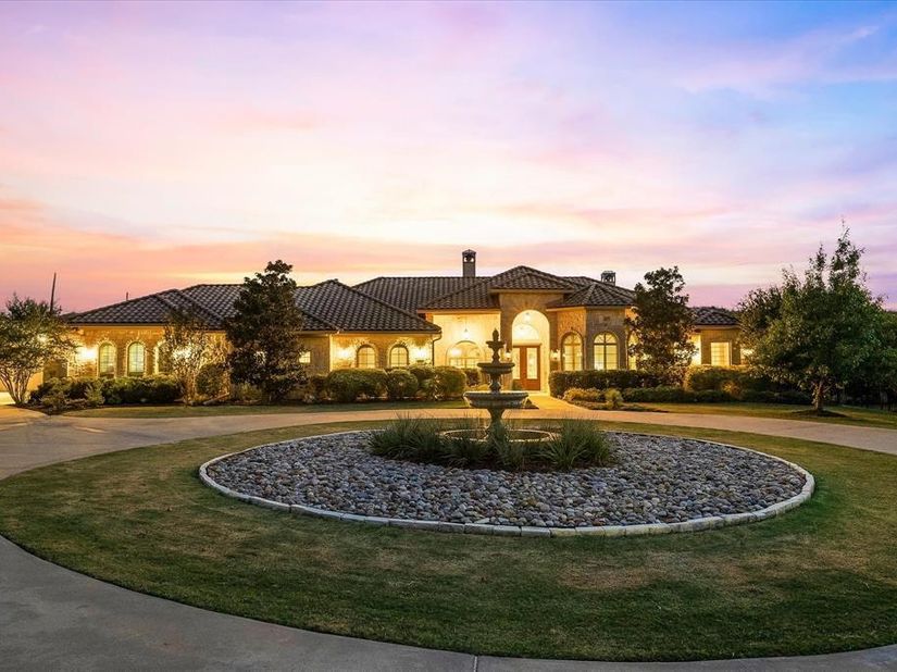 1700  Bison Meadow Lane , Heath Texas 75032