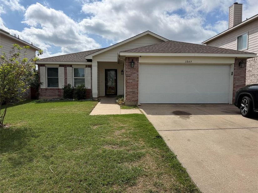 1049  Silver Spur Lane , Fort Worth Texas 76179