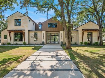 413  Live Oak Drive 