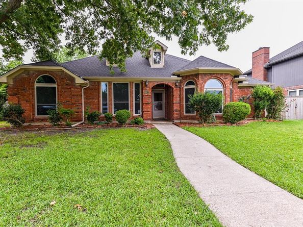 6913  Brandford Road , Rowlett Texas 75089