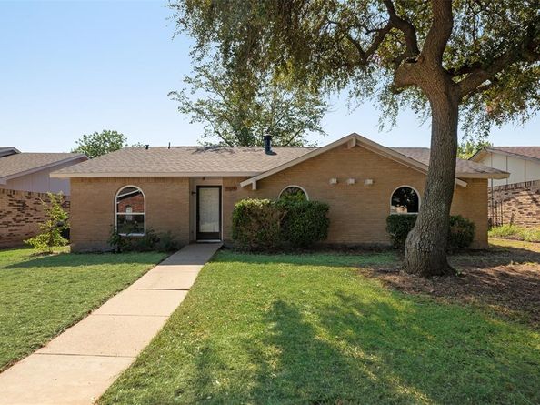 9324  County View Road , Dallas Texas 75249