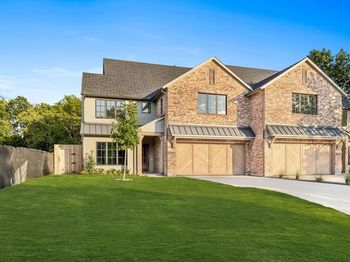 9234  San Fernando Way 