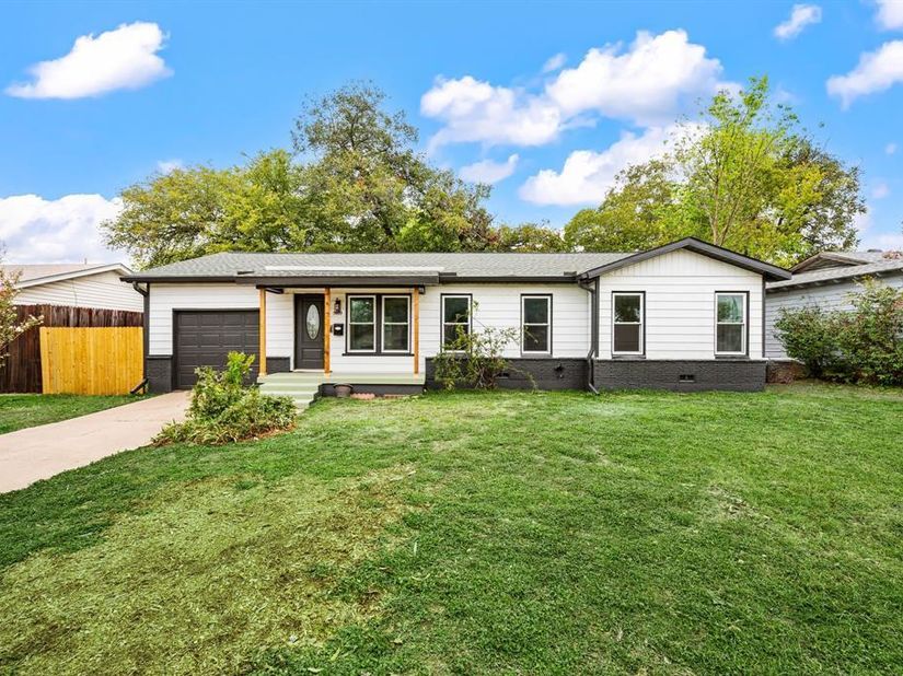 5009  Nadine Drive , Haltom City Texas 76117