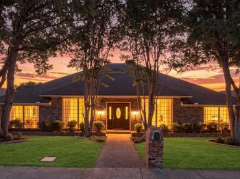 9501  Windy Knoll Drive 