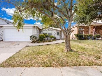 1422  Eastview Drive 