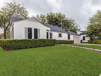 5848  Kenwood Avenue 