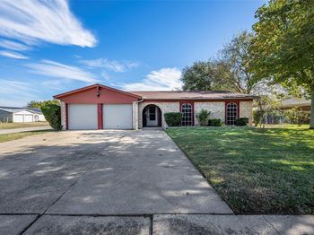 3501  Richardson Court W