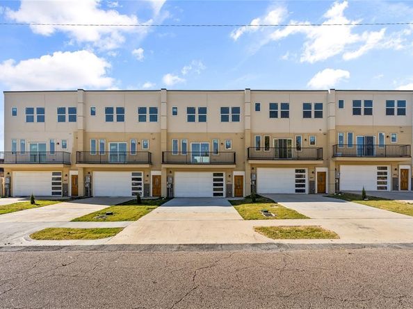 3623  Portland Street , Irving Texas 75062