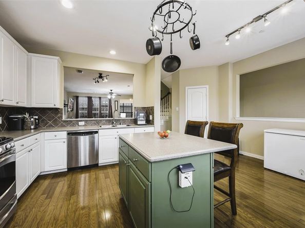 2544  Jacobson Drive , Lewisville Texas 75067