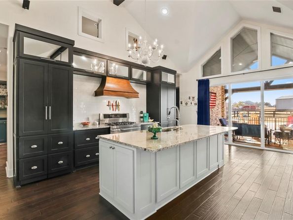 125  George Owens Road , Ponder Texas 76259