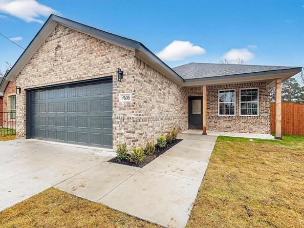 4523  Metropolitan Avenue , Dallas Texas 75210