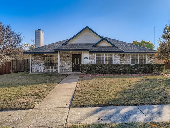 305  Bryan Place , Cedar Hill Texas 75104