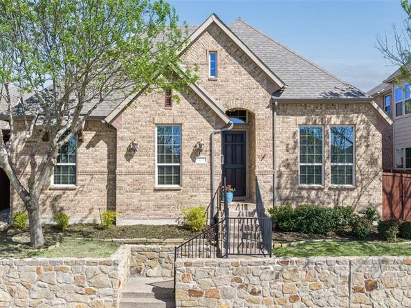 425  Adventurous Shield Drive , Lewisville Texas 75056