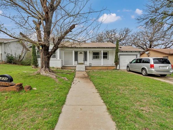 1836  Junius Street , Fort Worth Texas 76103