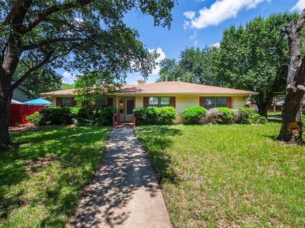 437  Summit Drive , Richardson Texas 75081