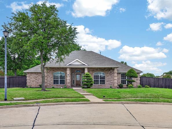 3002  Silver Springs Way , Rowlett Texas 75089