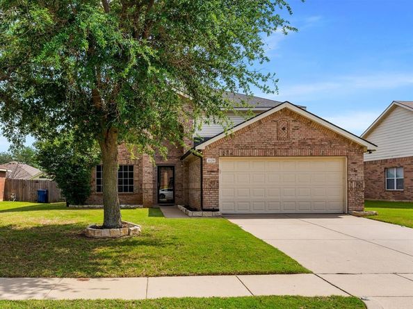 1129  Switchgrass Lane , Crowley Texas 76036