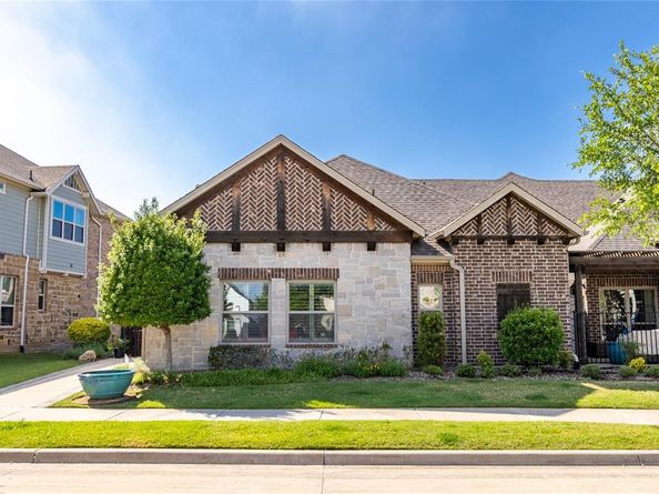 3906  Crested Eagle Way , Arlington Texas 76005