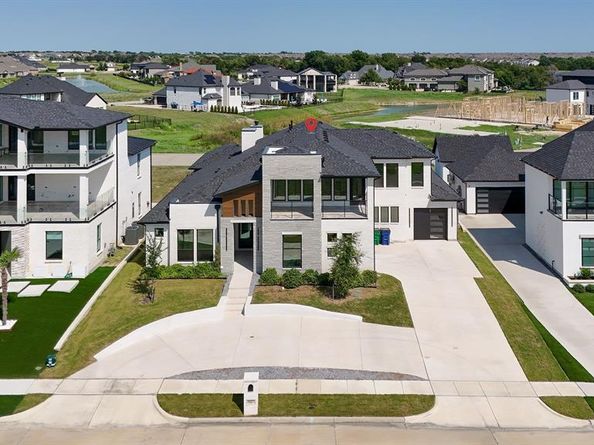 2027  Noe Boulevard , Heath Texas 75126