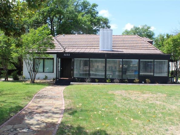 3232  Bellaire Drive W, Fort Worth Texas 76109