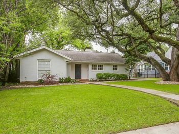 2013  Huntington Lane 