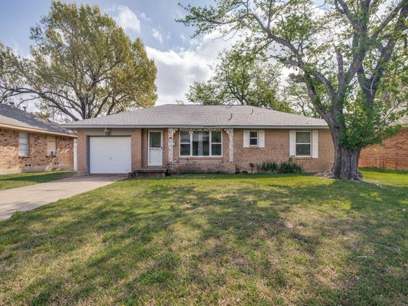 1818  N Place , Plano Texas 75074