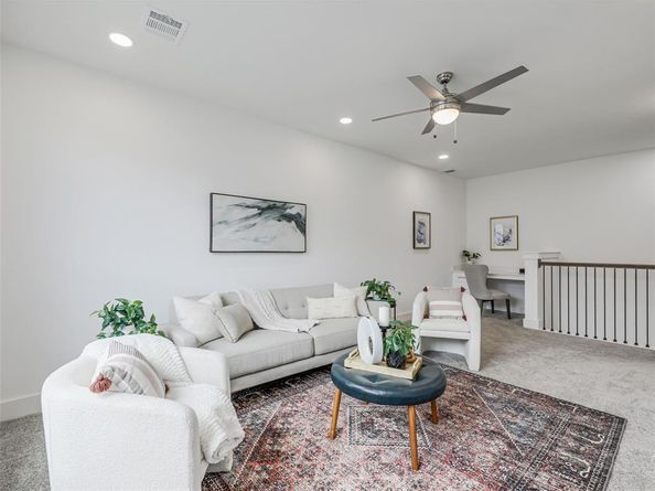7331  Rubio Place , Dallas Texas 75235