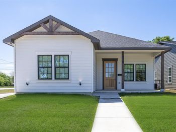 820  Glen Garden  