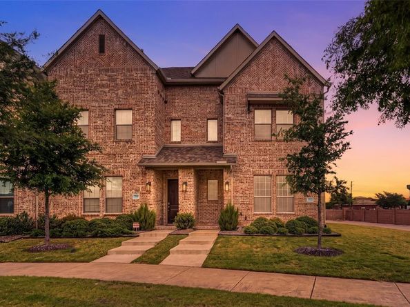 1511  Perrin Lane , Farmers Branch Texas 75234
