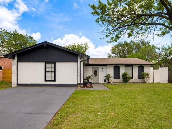1330  Willowbrook Street , Lancaster Texas 75134