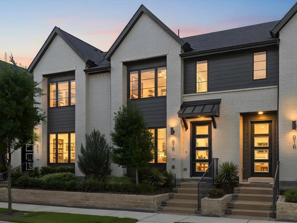 818  Trace Hawk Lane , Arlington Texas 76005