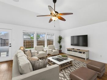 413  Sandy Lane 