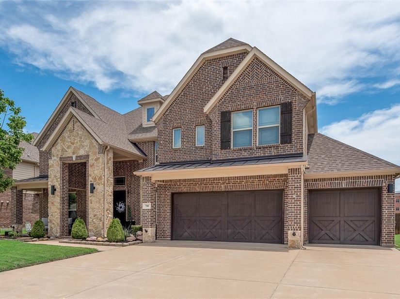 710  Minecreek Court , Mansfield Texas 76063