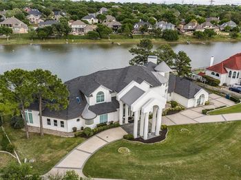 656  Timbercrest Circle 
