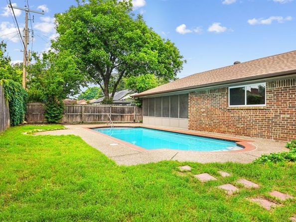 3529  Kelvin Avenue , Fort Worth Texas 76133