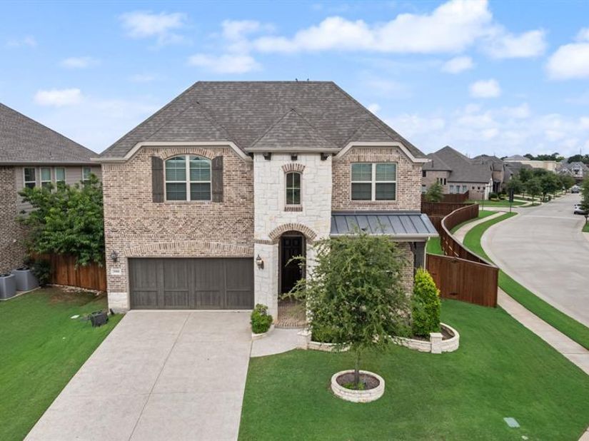1900  Monahan Drive , Argyle Texas 76226