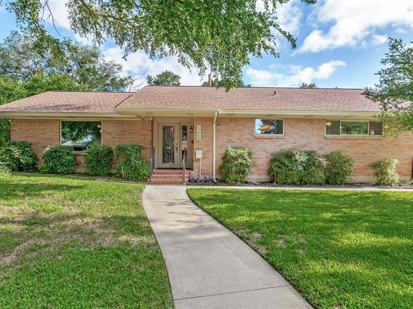 1208  Amherst Drive , Denton Texas 76201