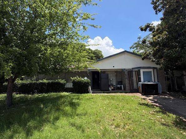 6224  Highland Hills Drive , Dallas Texas 75241